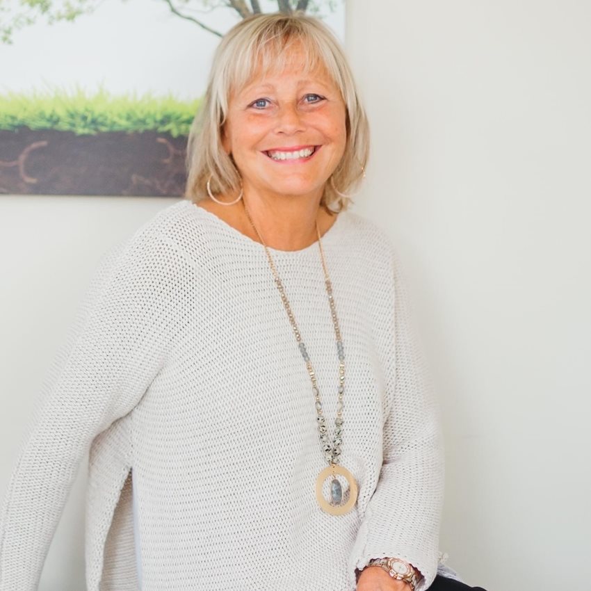 Connie Roche
